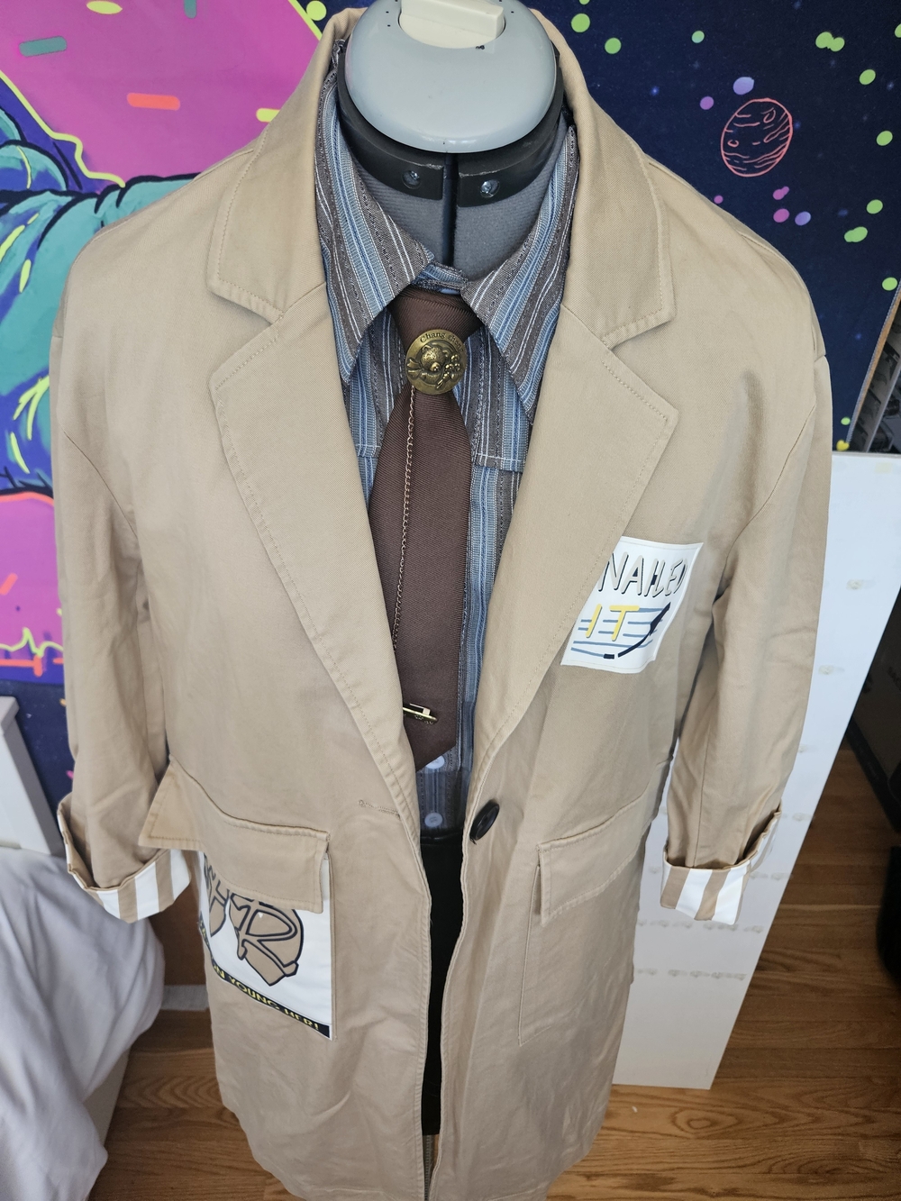 Beige Unisex Trench Coat with Patch Detail - Picture 6 of 11